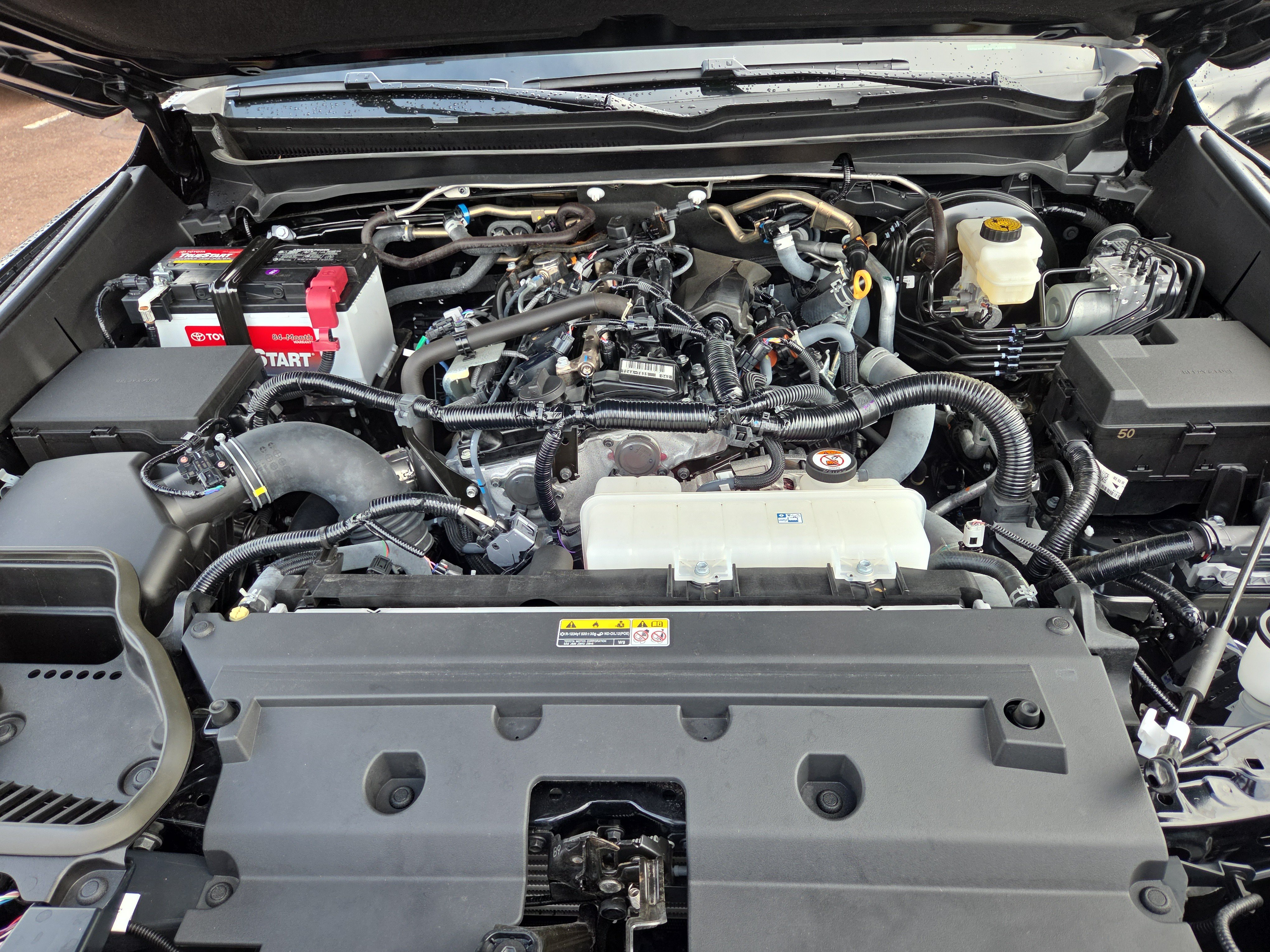Certified 2025 Toyota Tacoma Limited AWD/4WD image 31