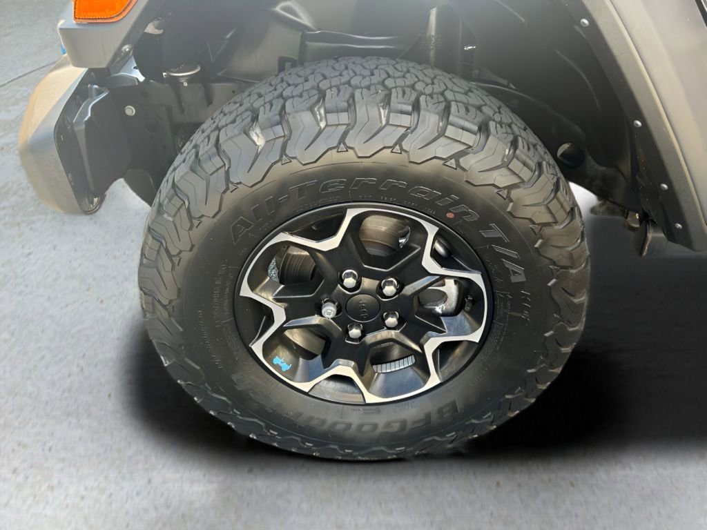 Used 2022 Jeep Wrangler Unlimited Rubicon 4xe image 14