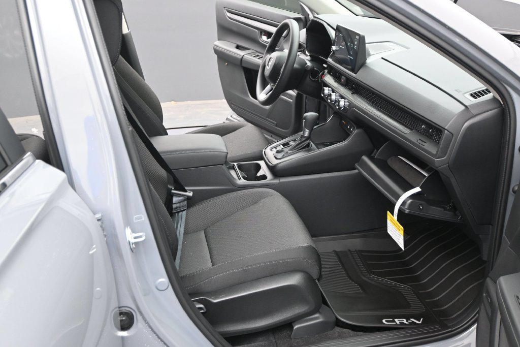 New 2027 Honda CR-V LX image 13