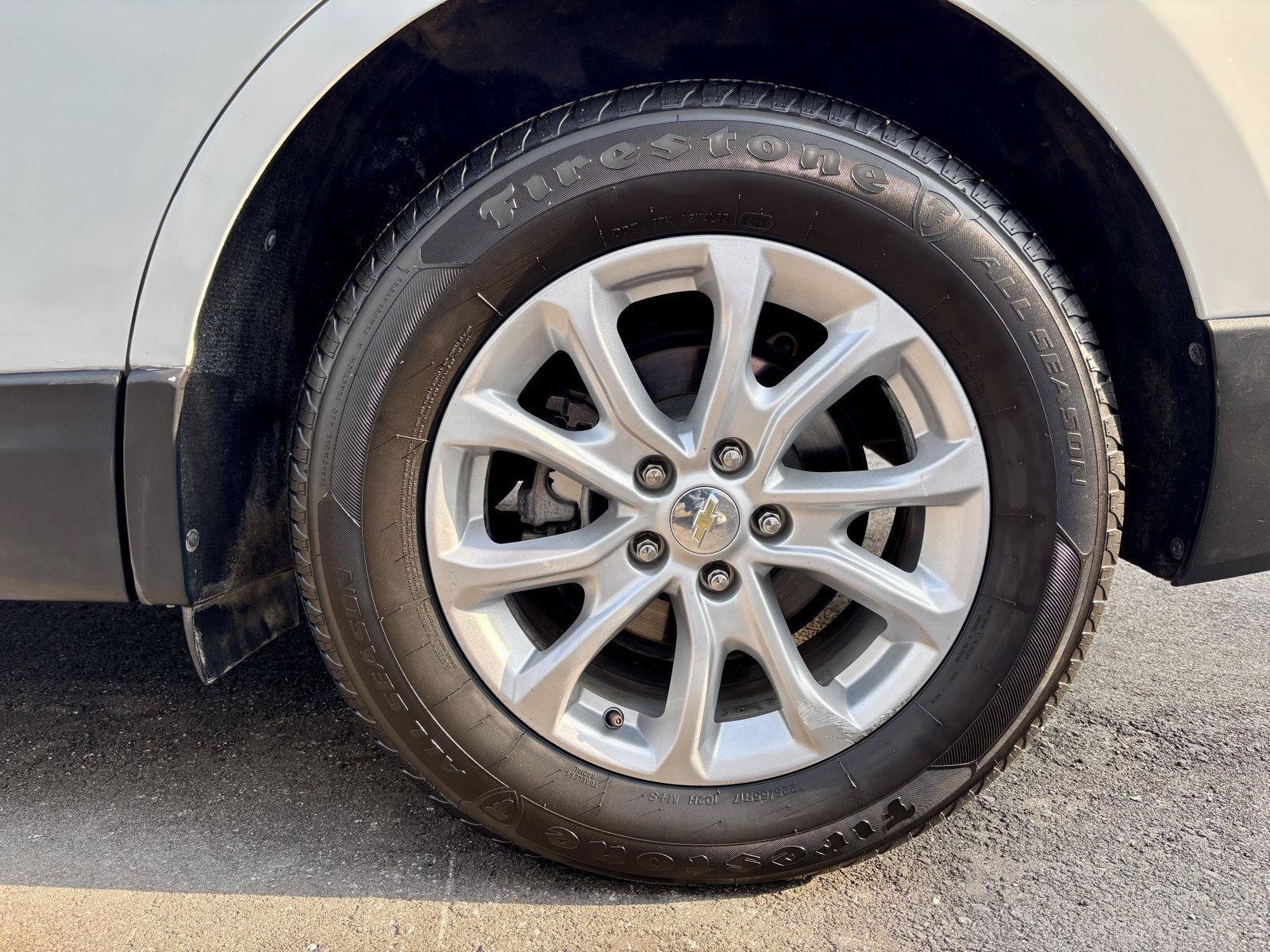 Used 2020 Chevrolet Equinox LT AWD/4WD image 28