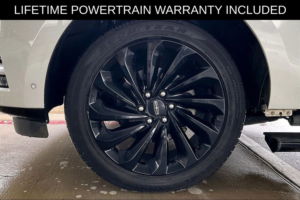 Used 2020 Lincoln Navigator L Reserve w/ Equipment Group 208A Reserve AWD/4WD image 10