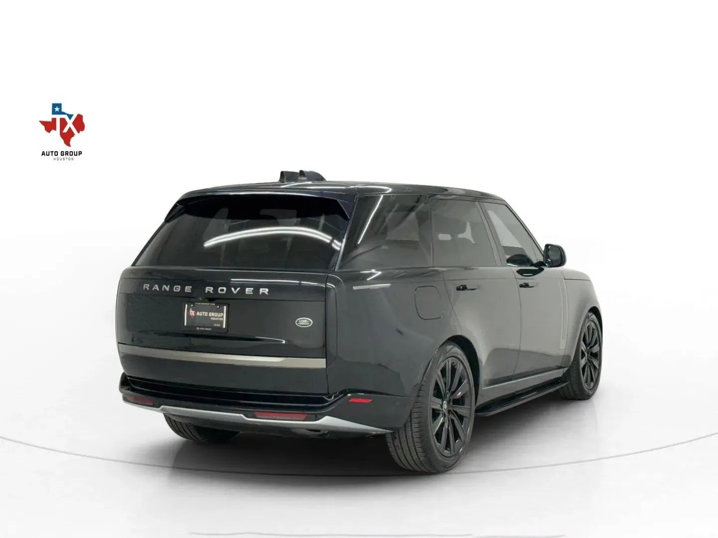 Used 2023 Land Rover Range Rover SE image 6