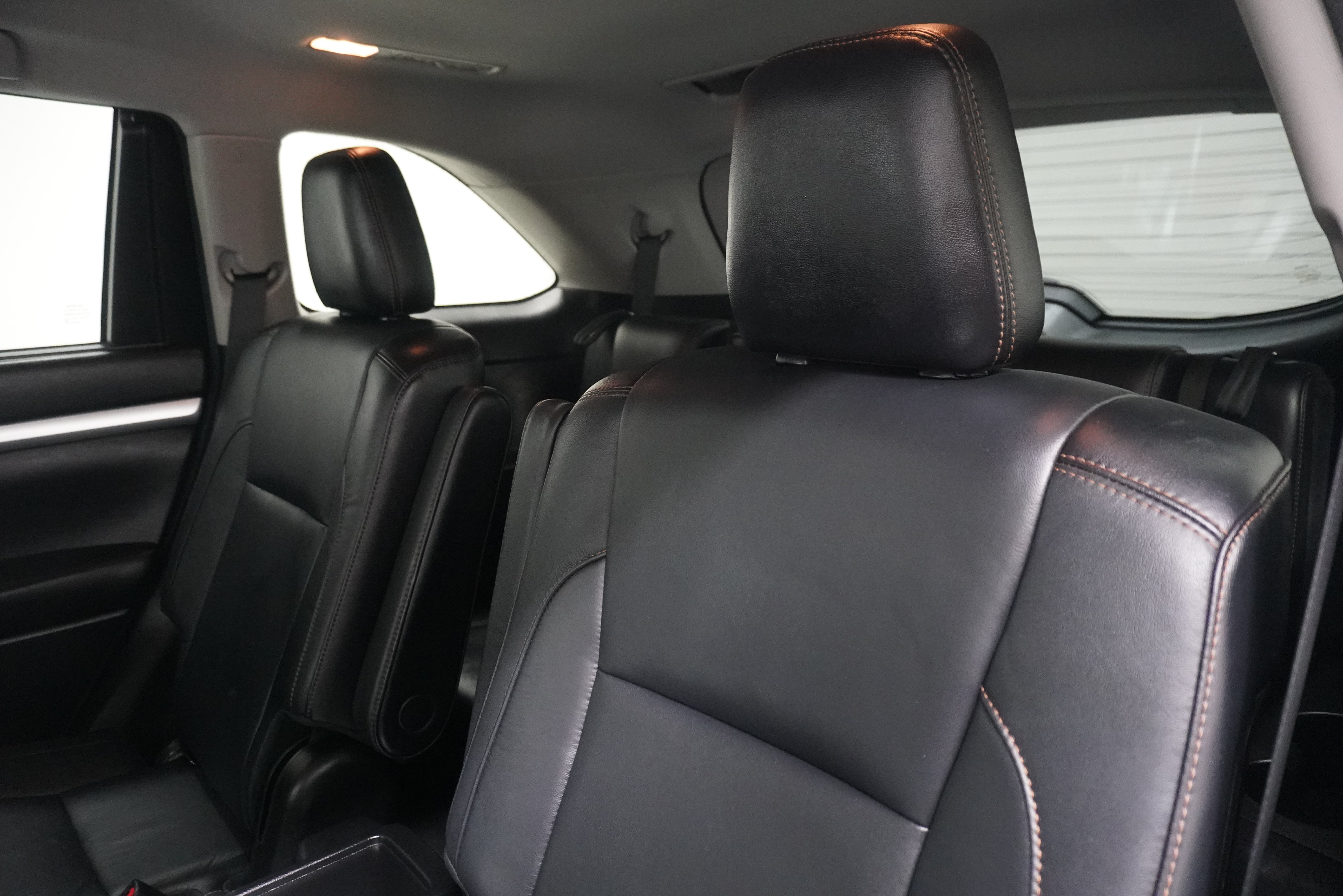 Used 2017 Toyota Highlander XLE AWD/4WD image 12
