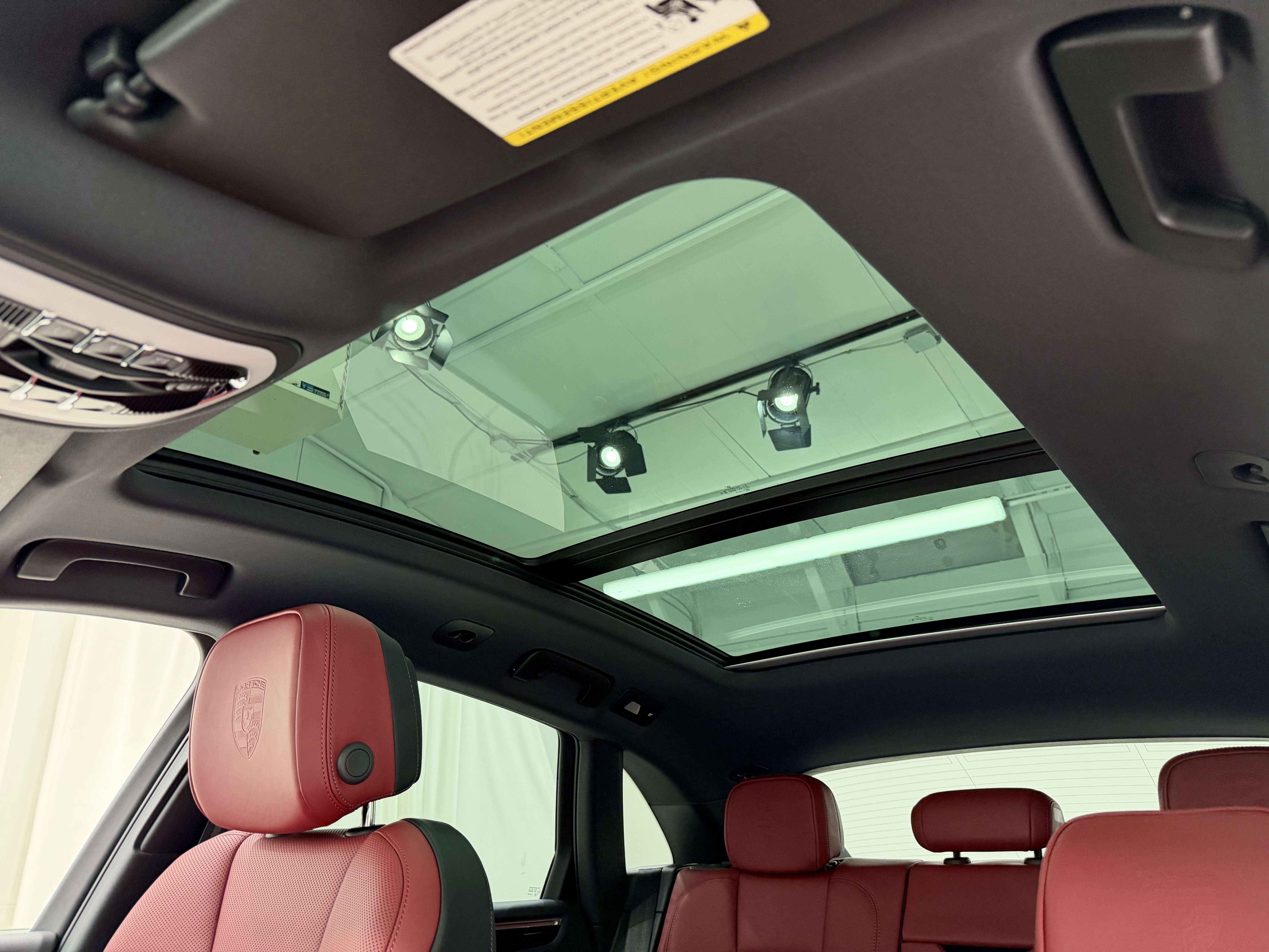 New 2026 Porsche Macan Turbo image 36