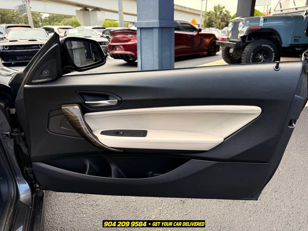 Used 2015 BMW M235i Convertible RWD image 31