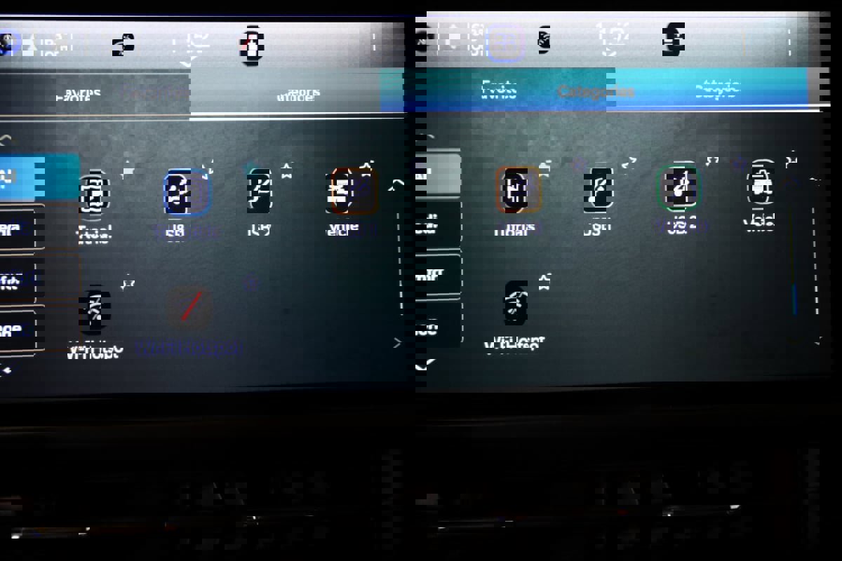 Used 2025 Jeep Gladiator Sport image 58