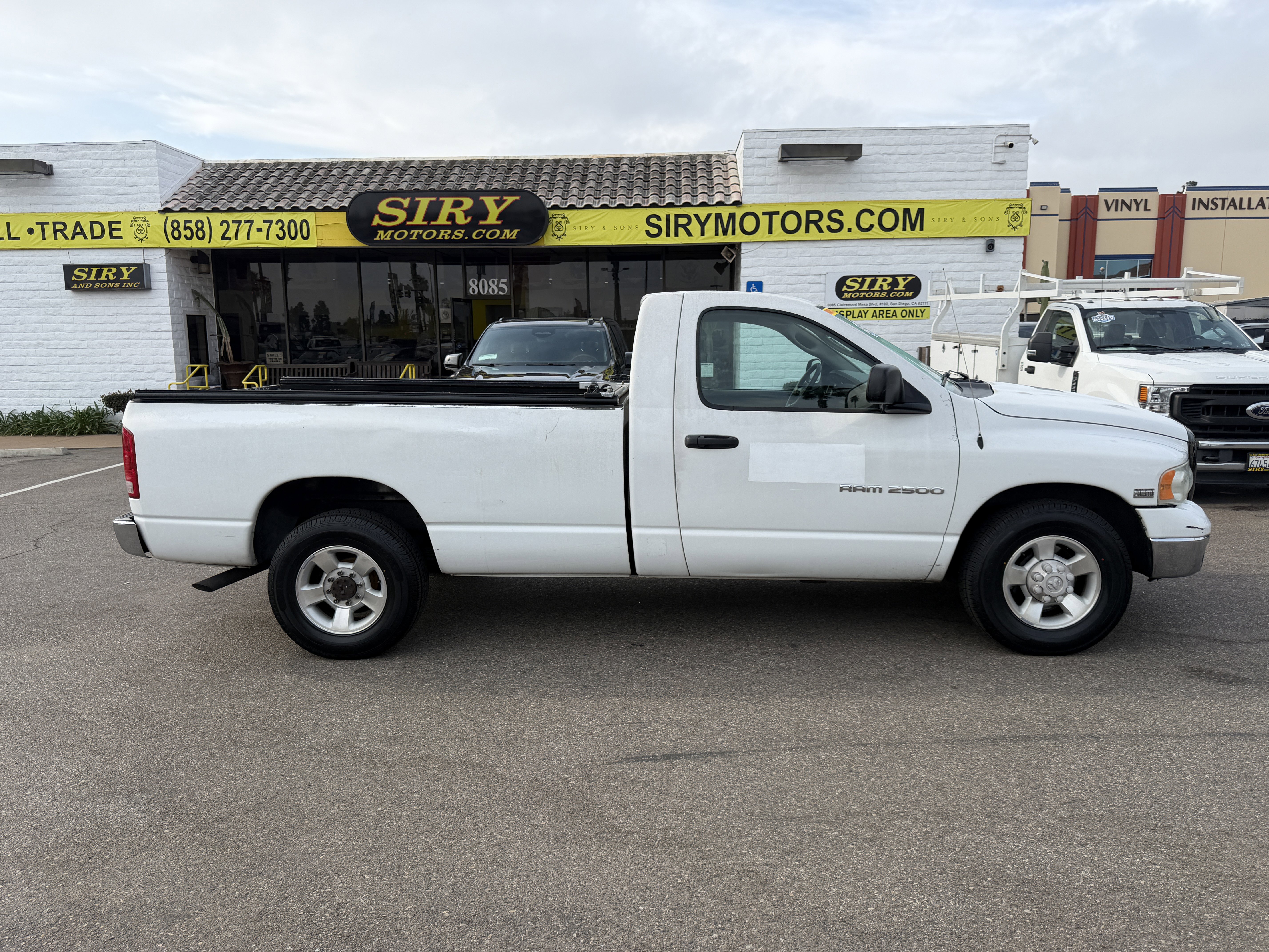 Used 2003 Dodge Ram 2500 Truck SLT image 2
