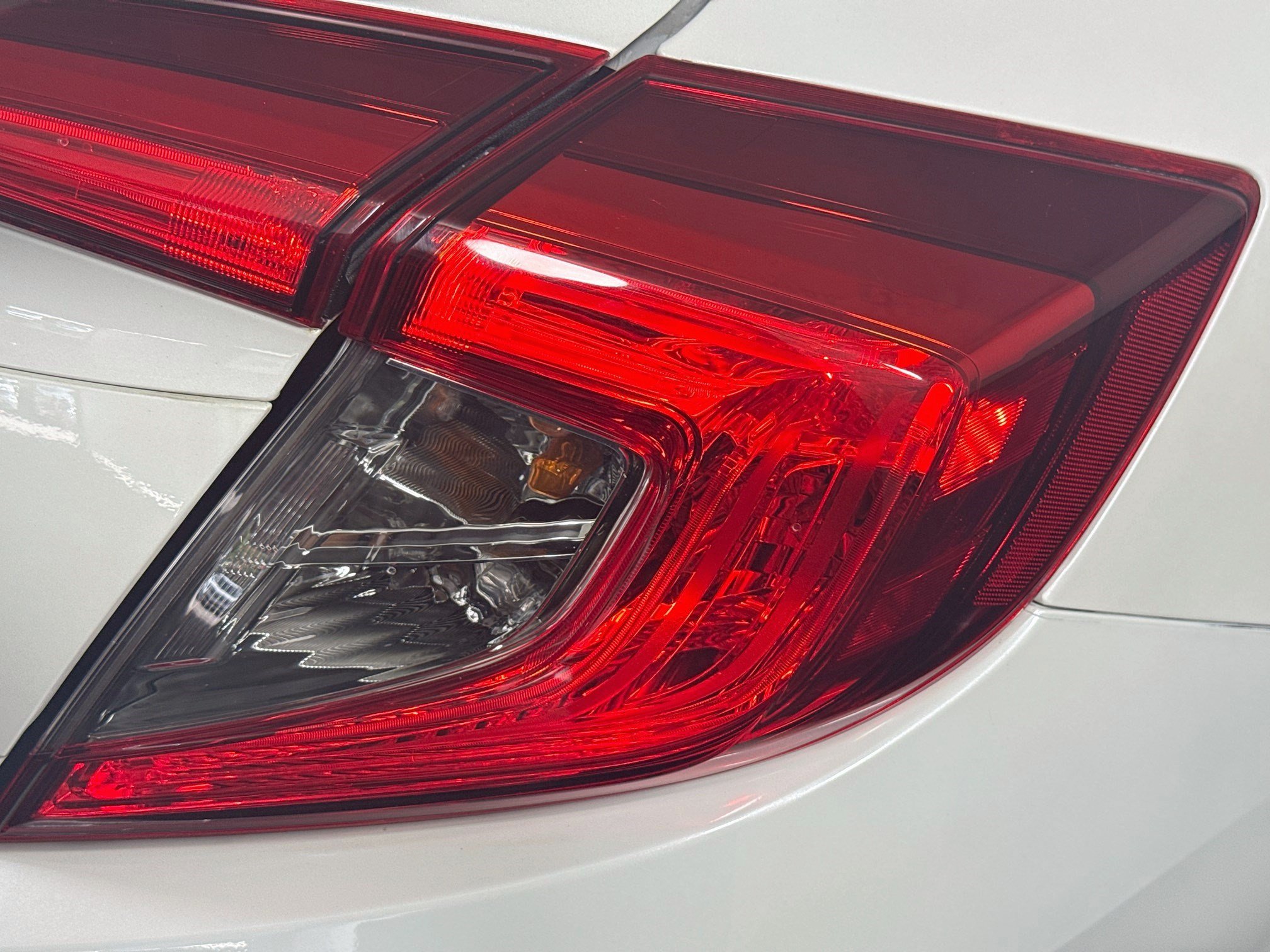 Used 2018 Honda Civic EX image 34