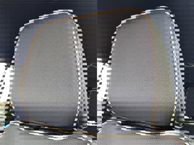 New 2025 Chevrolet Suburban Premier image 17