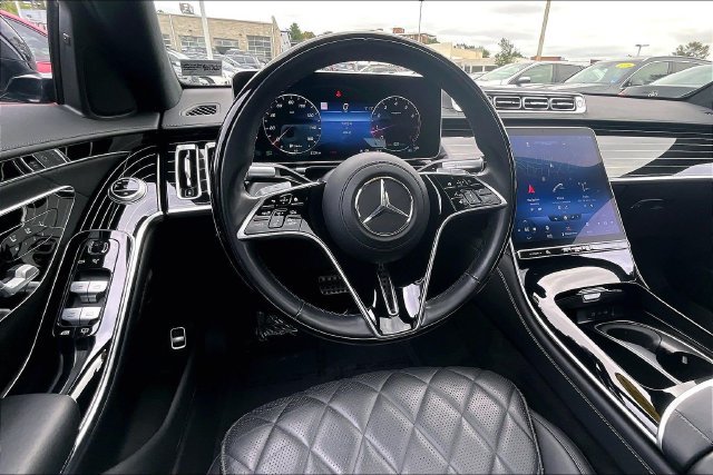 Certified 2022 Mercedes-Benz S 580 4MATIC Sedan image 4