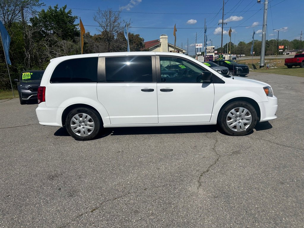 Used 2019 Dodge Grand Caravan SE w/ UConnect Hands-Free Group image 6