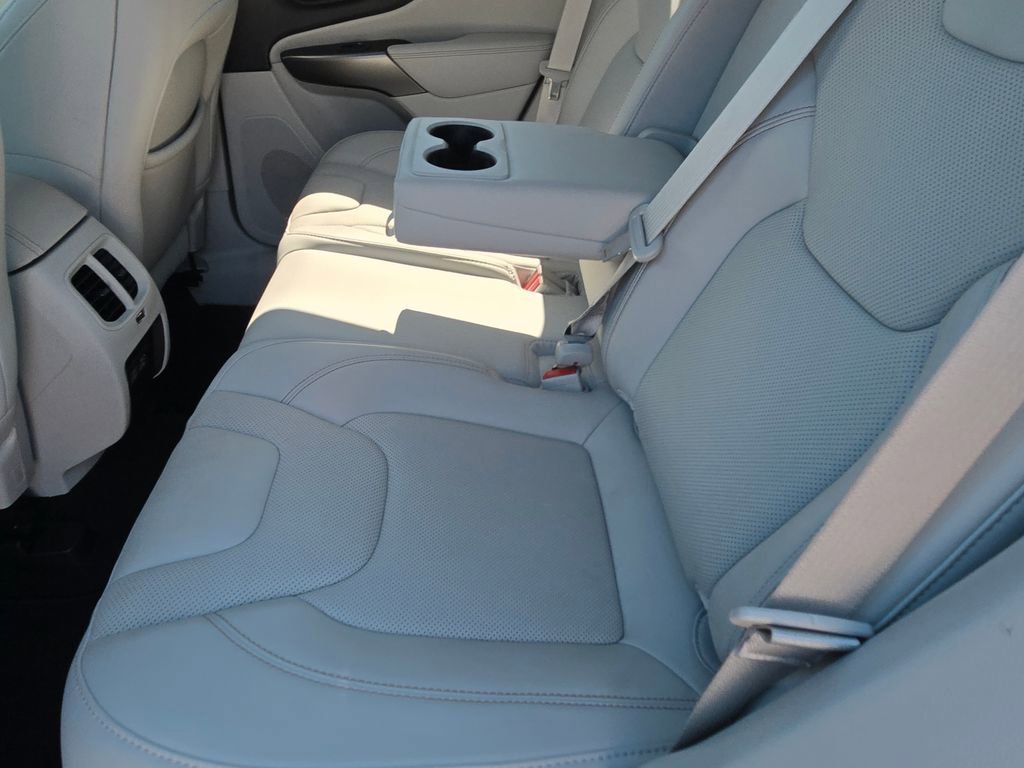 Certified 2021 Jeep Cherokee Latitude Lux image 18