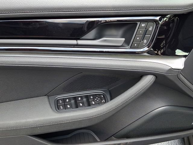 New 2026 Porsche Panamera 4 AWD/4WD image 13