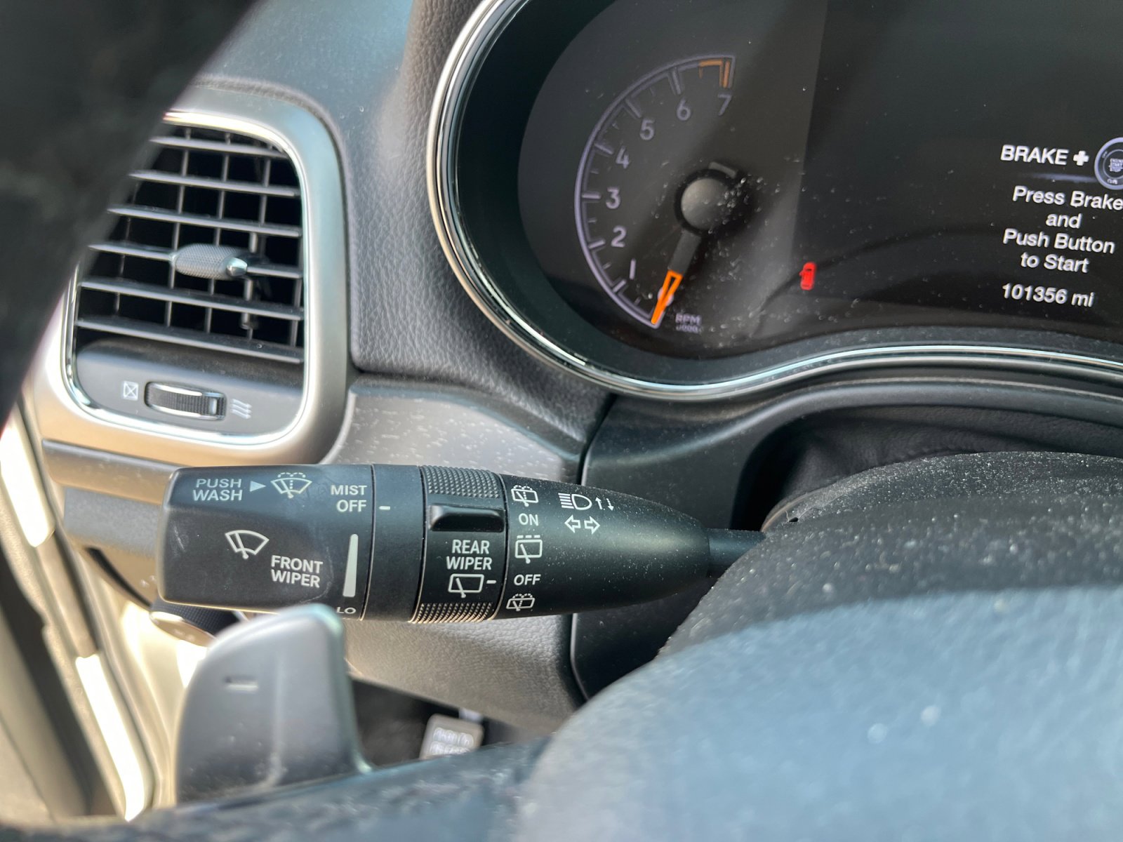 Used 2017 Jeep Grand Cherokee Altitude image 11