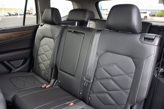 Used 2024 Volkswagen Atlas SE image 14