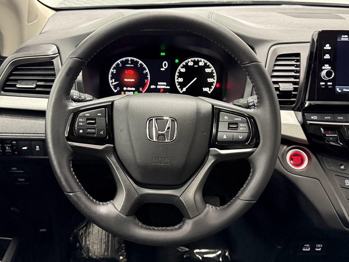 Used 2025 Honda Odyssey EX-L image 16