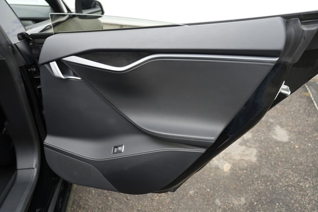 Used 2020 Tesla Model S Performance AWD/4WD image 34
