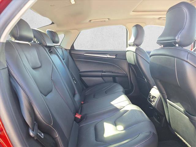 Used 2018 Ford Fusion Titanium image 18
