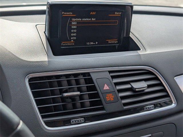 Used 2018 Audi Q3 2.0T Premium w/ Convenience Package image 18