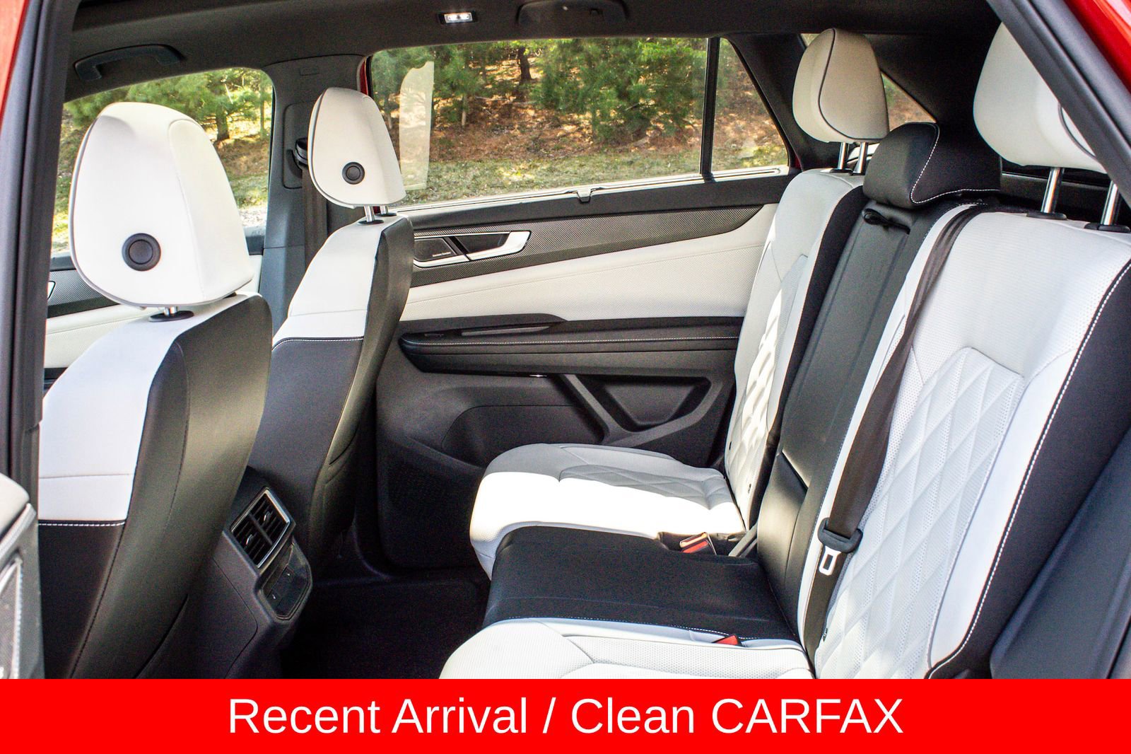 Used 2024 Volkswagen Atlas Cross Sport SEL Premium R-Line image 12