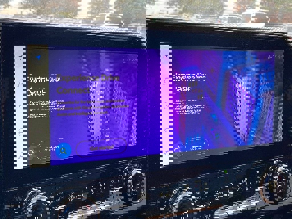 Used 2024 Toyota Highlander Platinum image 20