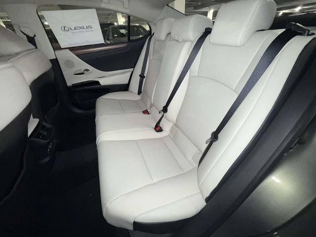 New 2025 Lexus ES 350 w/ Premium Package image 13
