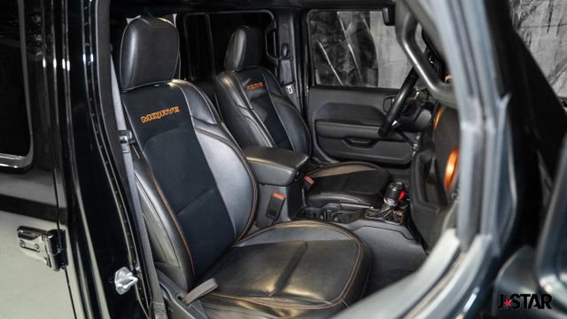 Used 2023 Jeep Gladiator Mojave w/ Trailer Tow Package image 8