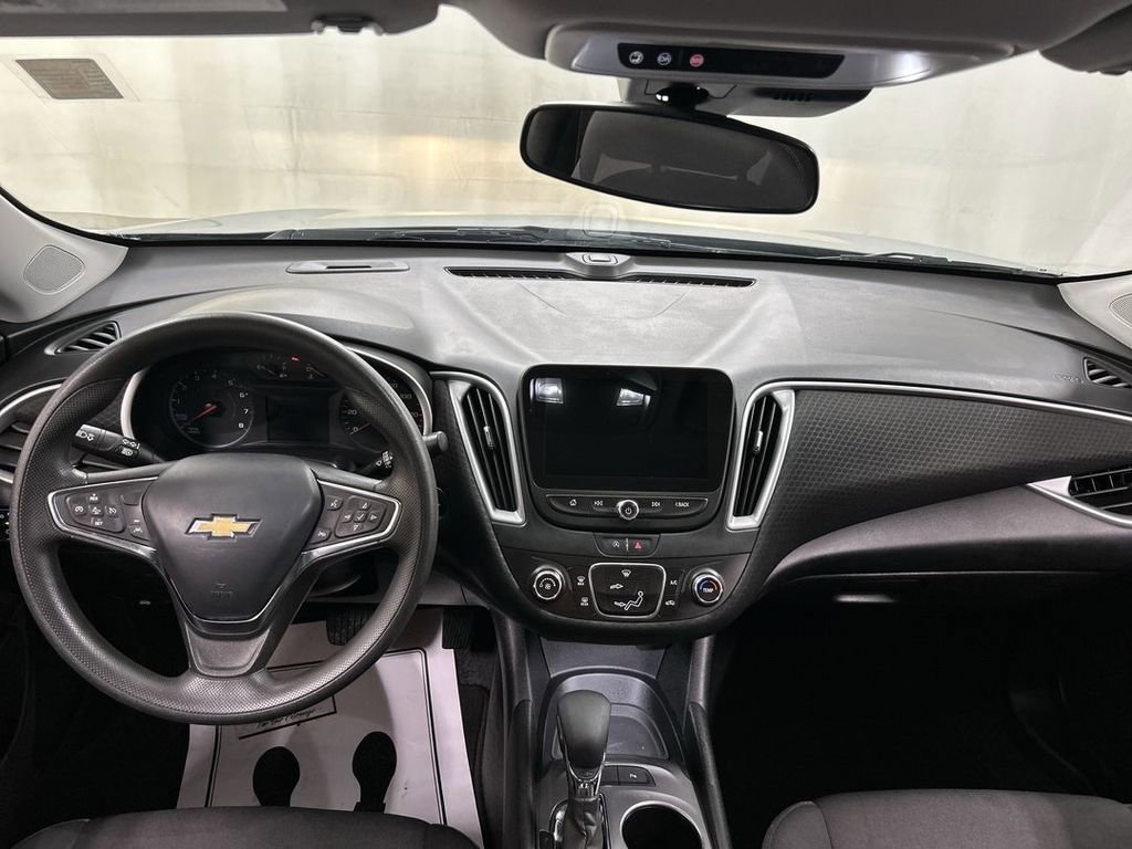 Used 2024 Chevrolet Malibu LS image 20