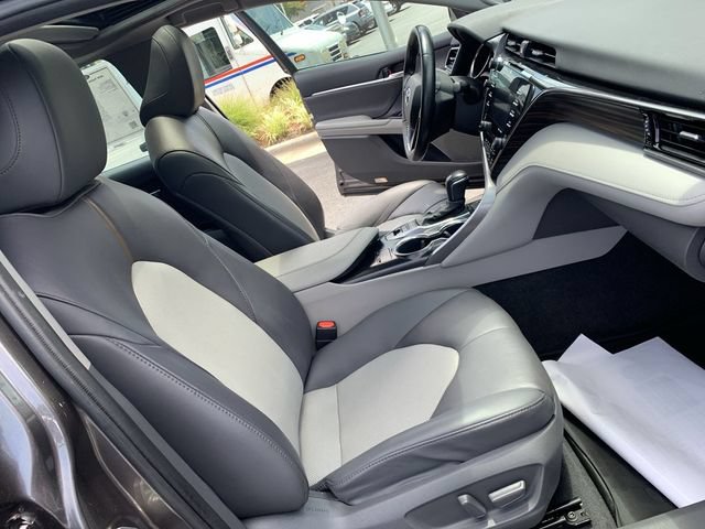 Certified 2020 Toyota Camry XLE w/ Sunroof Package FWD image 14