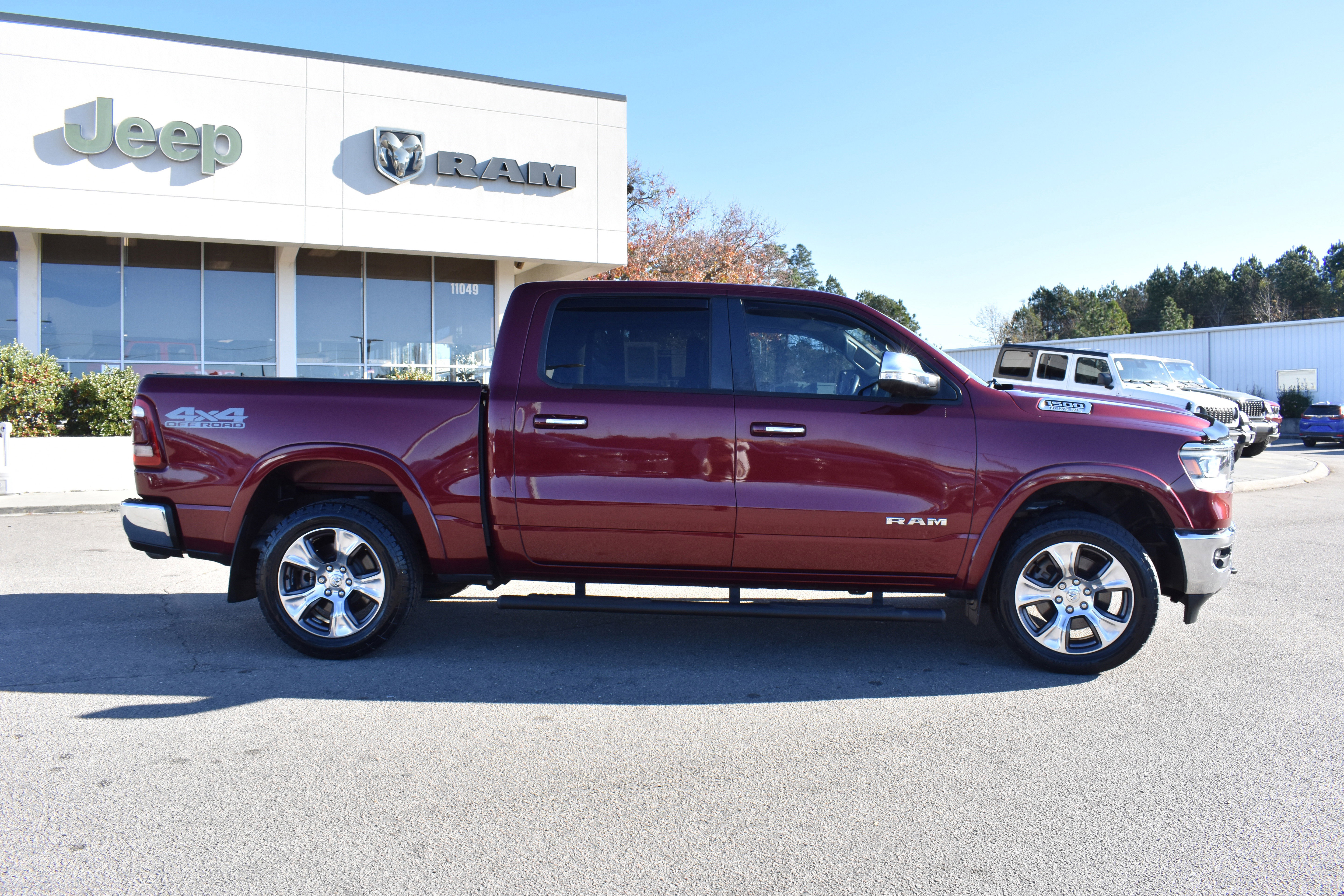 Used 2020 RAM 1500 Laramie image 10