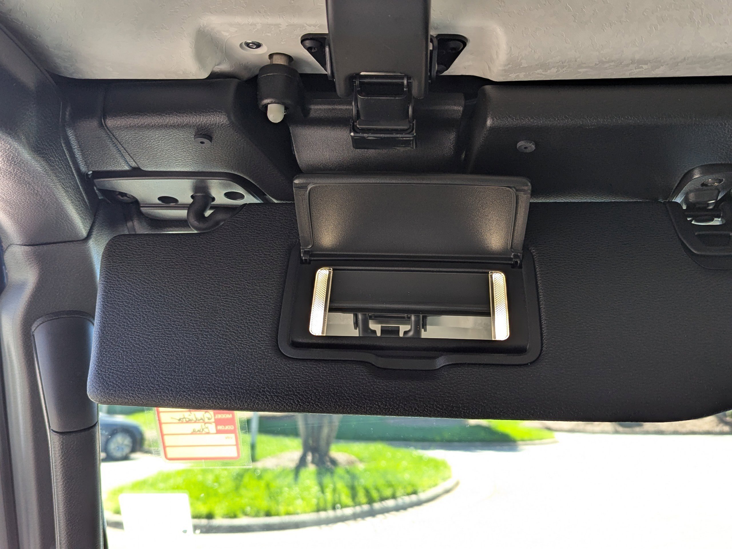 Certified 2025 Jeep Gladiator Sport image 29