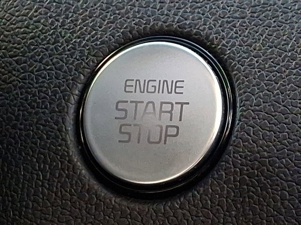 Used 2022 Kia Sorento S image 25