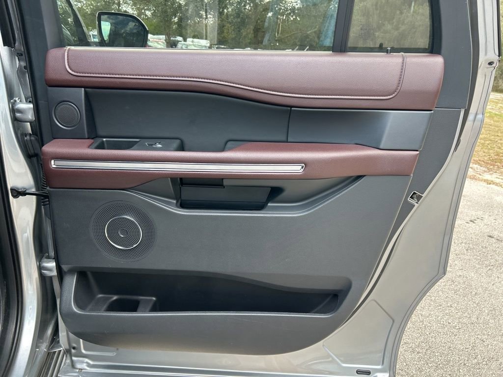 Used 2024 Ford Expedition Max Limited image 46