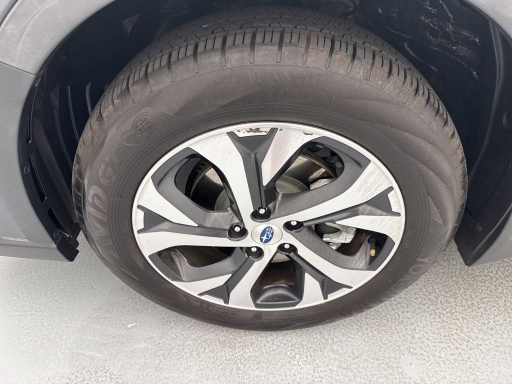 Used 2020 Subaru Outback Touring XT AWD/4WD image 4
