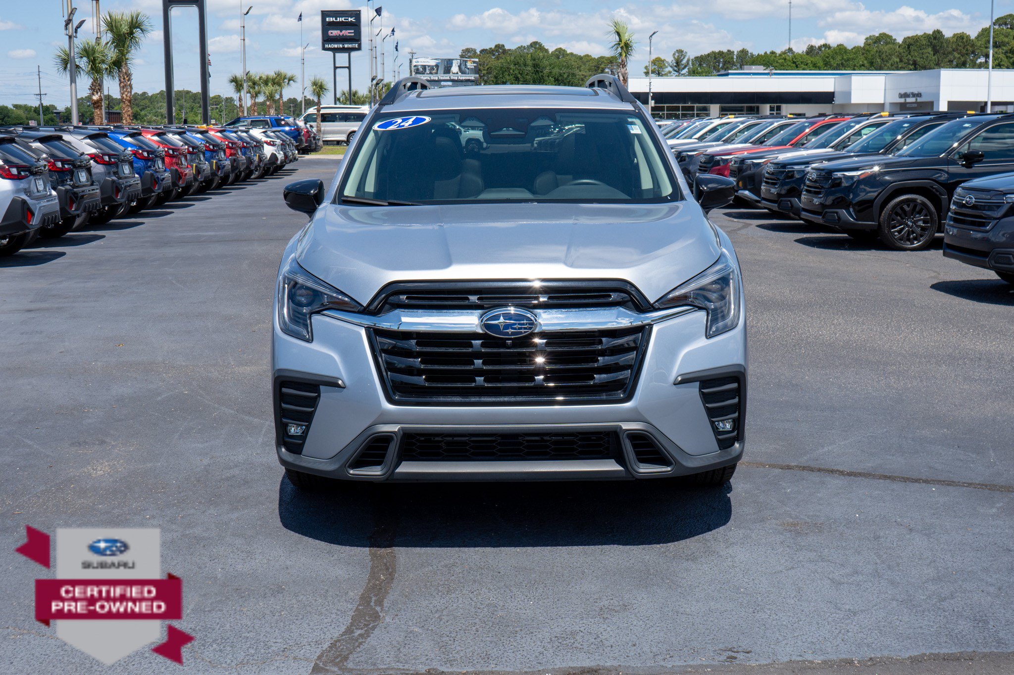Used 2024 Subaru Ascent Limited w/ Technology Package AWD/4WD image 8