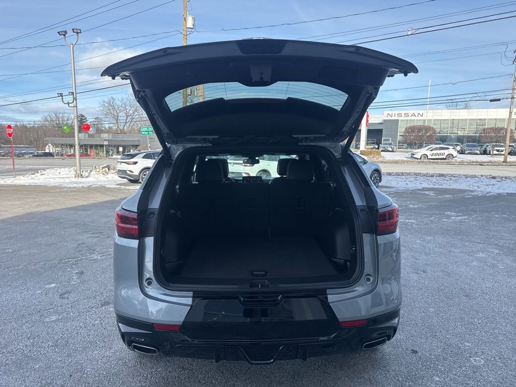 Used 2023 Chevrolet Blazer RS w/ Enhanced Convenience Package image 7