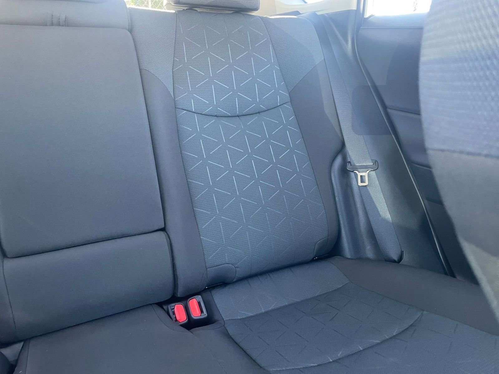 Used 2025 Toyota RAV4 XLE image 39