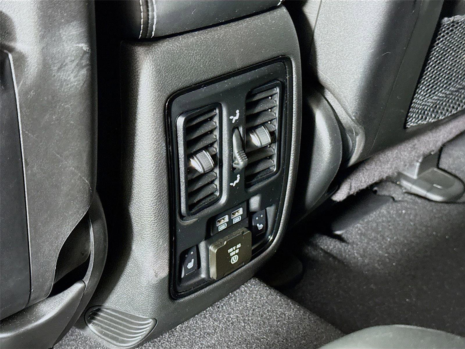 Used 2021 Dodge Durango SRT Hellcat w/ Technology Group image 3