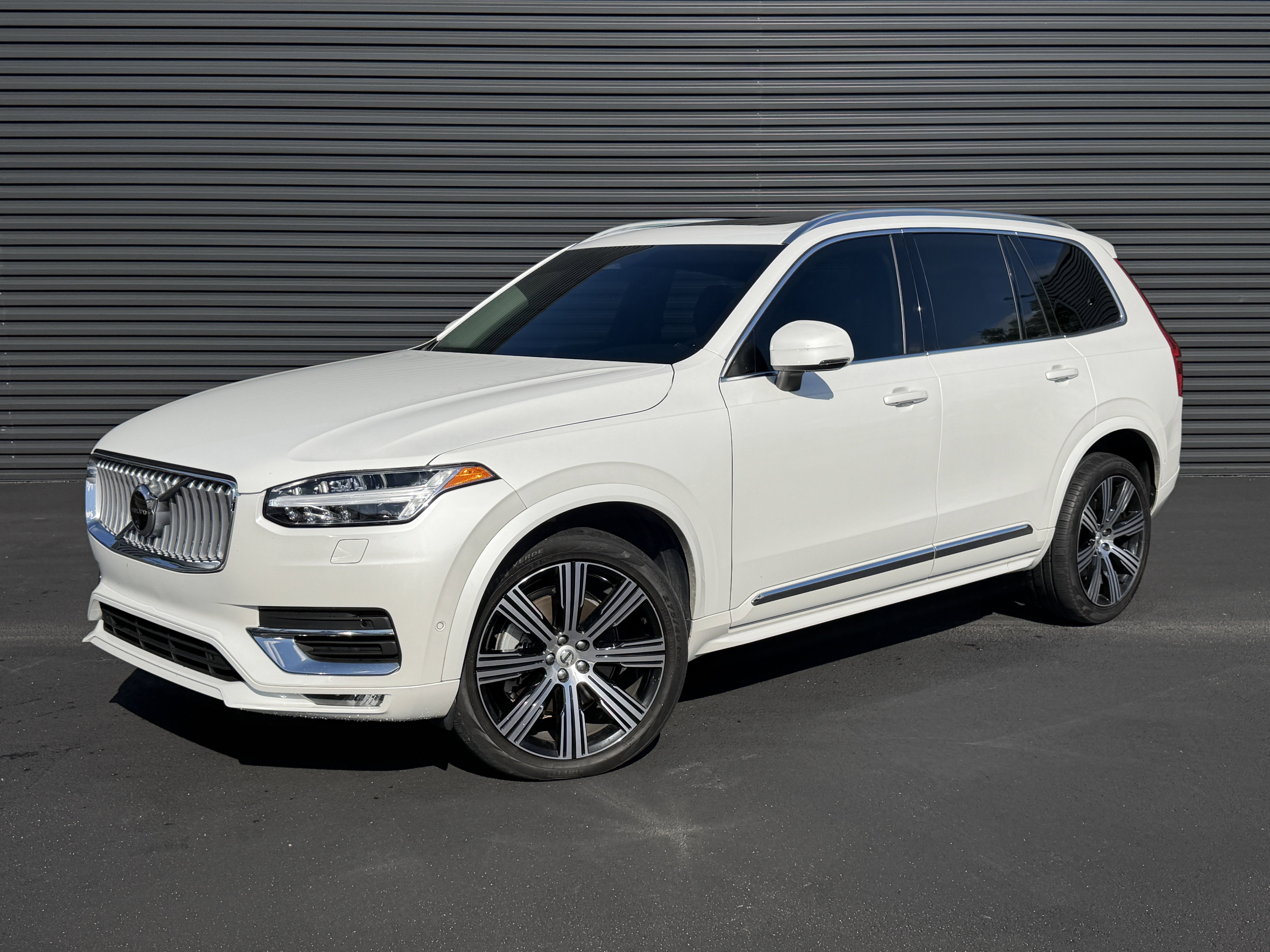Used 2024 Volvo XC90 B6 Plus w/ Protection Package Premier