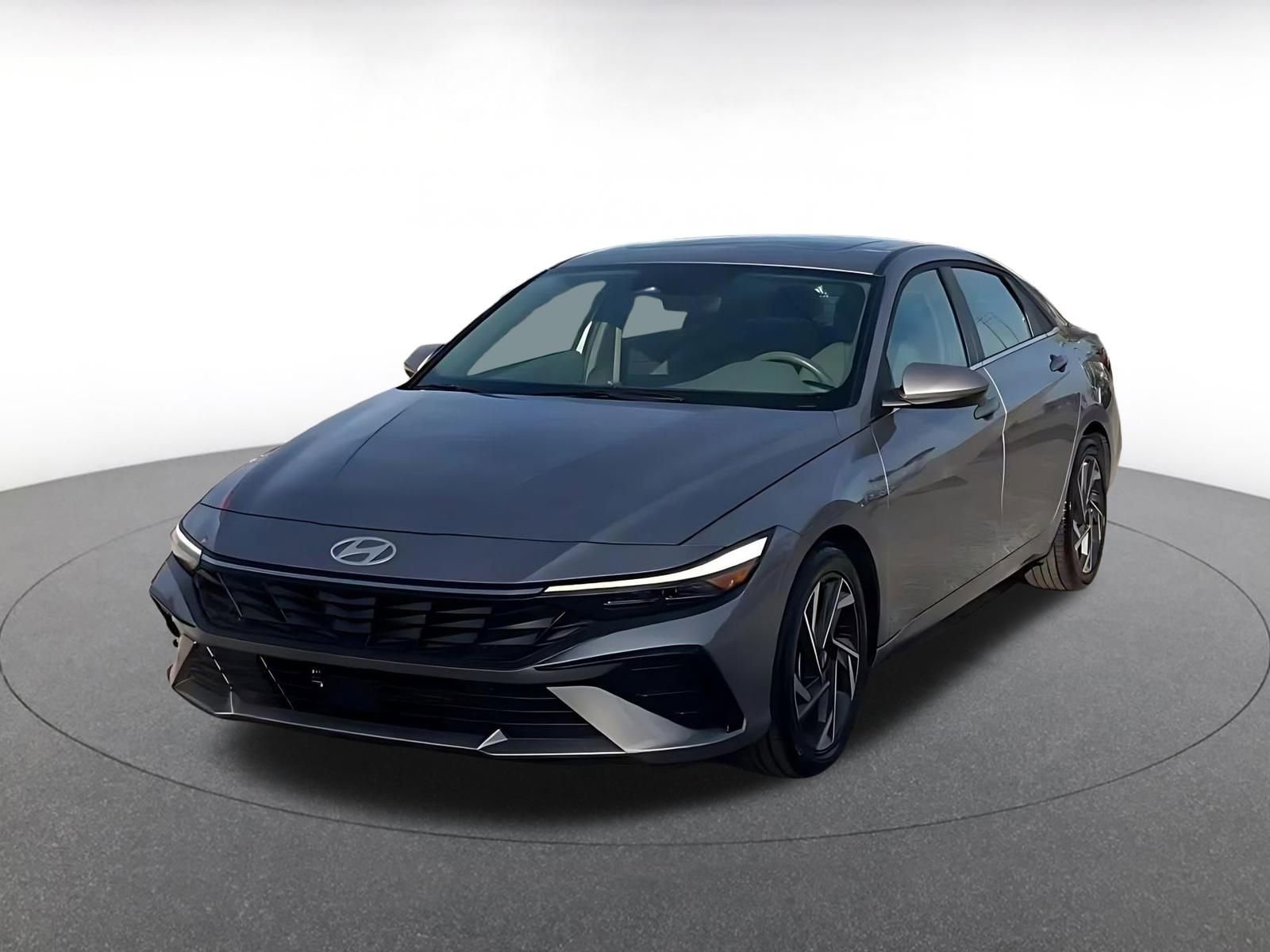 Used 2025 Hyundai Elantra SEL image 7