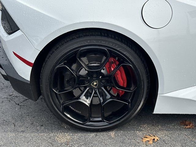 Used 2017 Lamborghini Huracan LP 580-2 image 15
