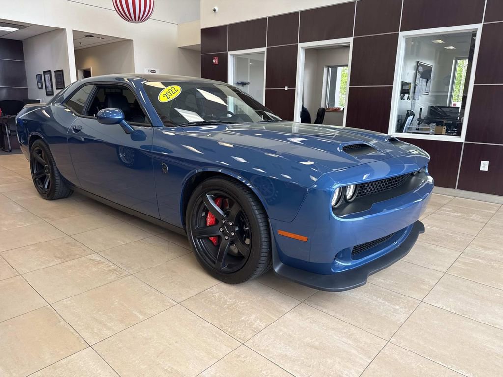 Used 2022 Dodge Challenger SRT Hellcat w/ Plus Package RWD image 8