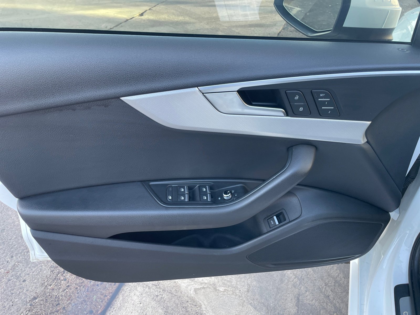 Used 2017 Audi A4 2.0T Premium w/ Convenience Package image 13