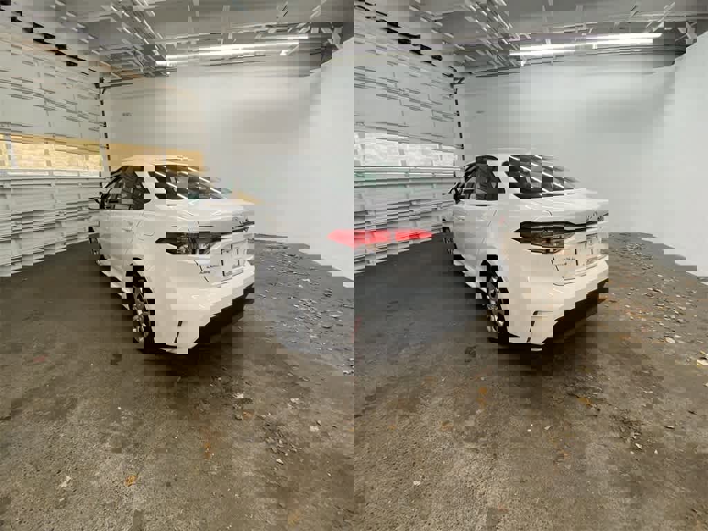 Used 2024 Toyota Corolla LE image 4