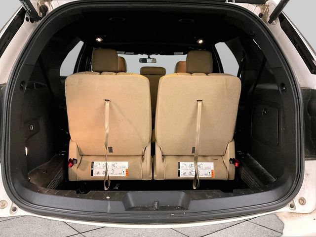 Used 2017 Ford Explorer XLT w/ Equipment Group 202A AWD/4WD image 36