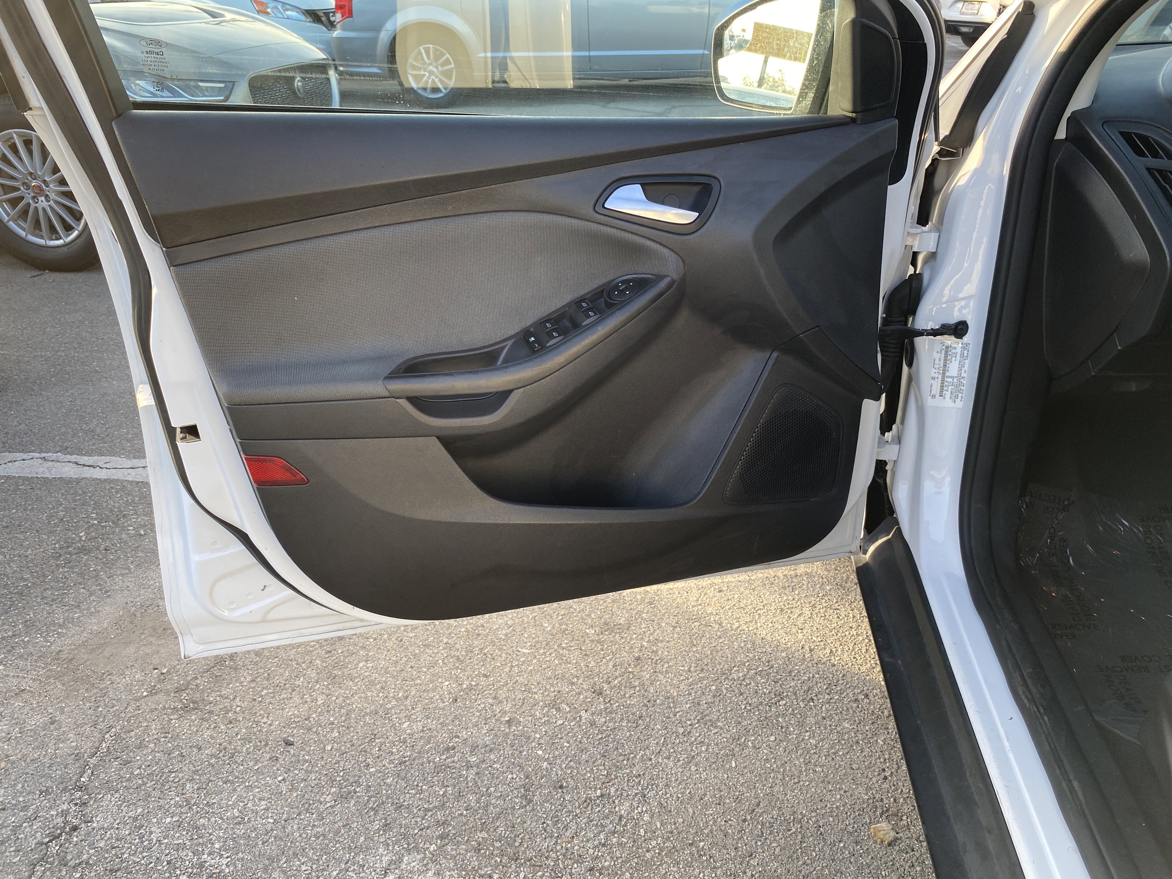 Used 2014 Ford Focus SE image 14