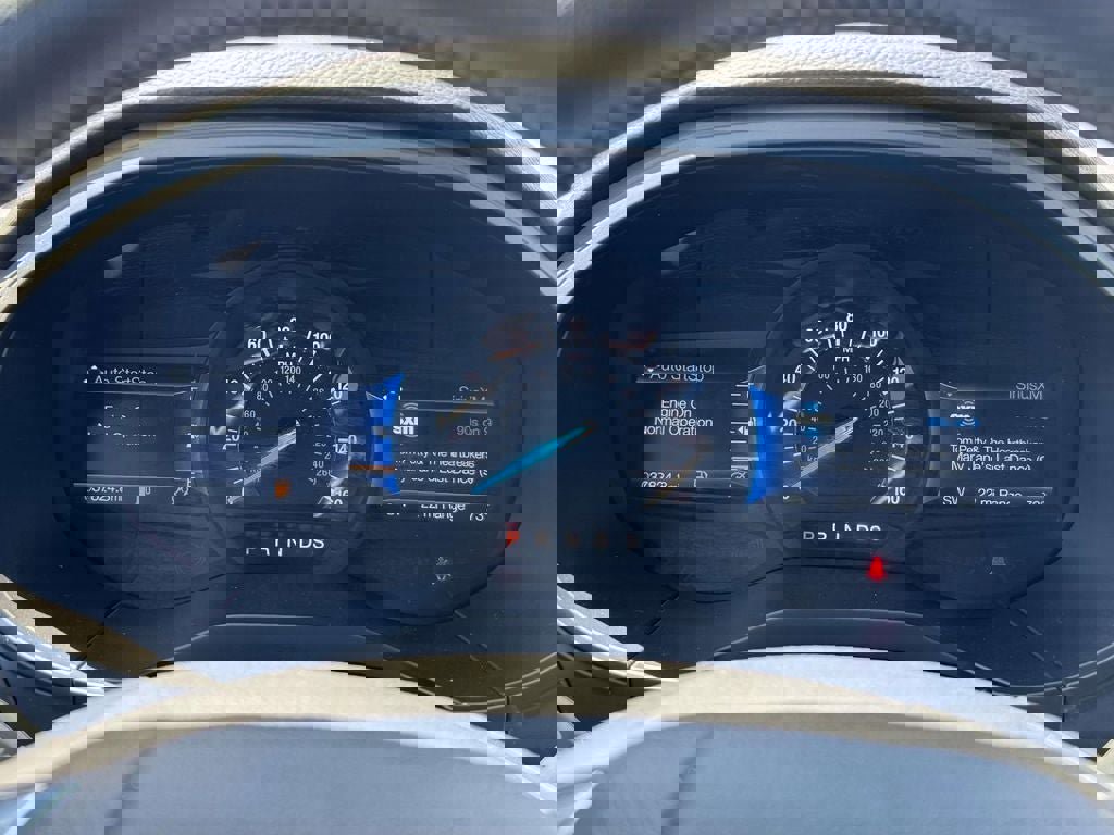 Used 2022 Ford Edge Titanium w/ Equipment Group 301A image 22