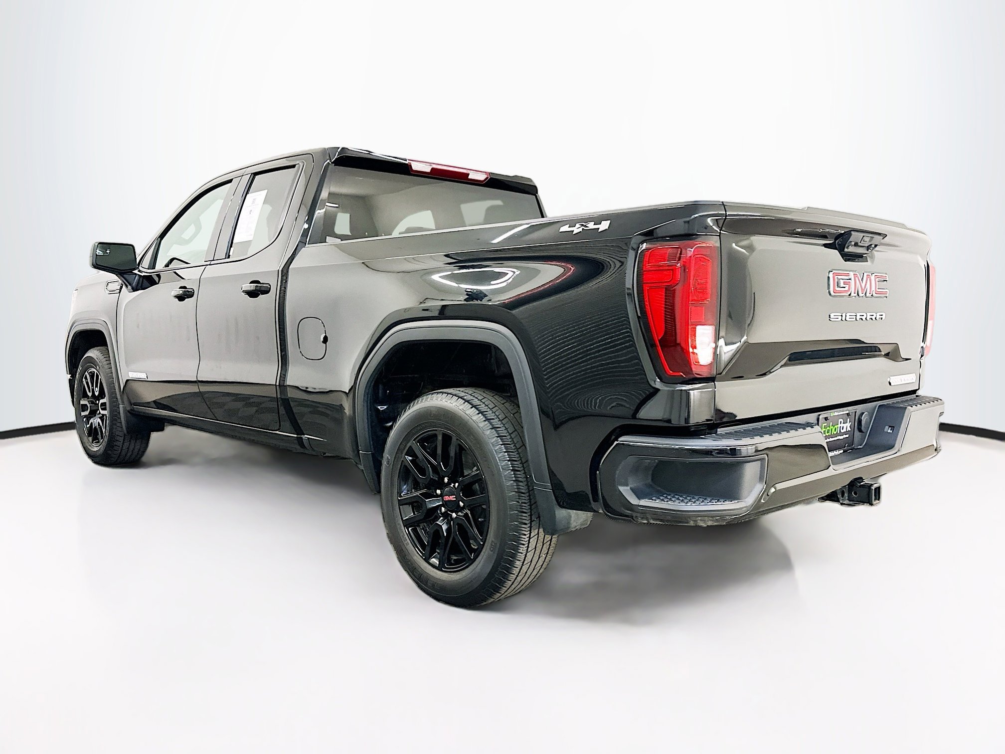 Used 2024 GMC Sierra 1500 Elevation image 5