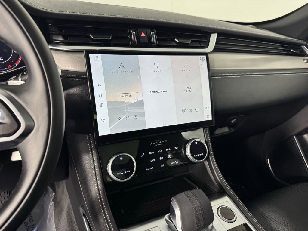 Used 2025 Jaguar F-PACE R-Dynamic S image 23