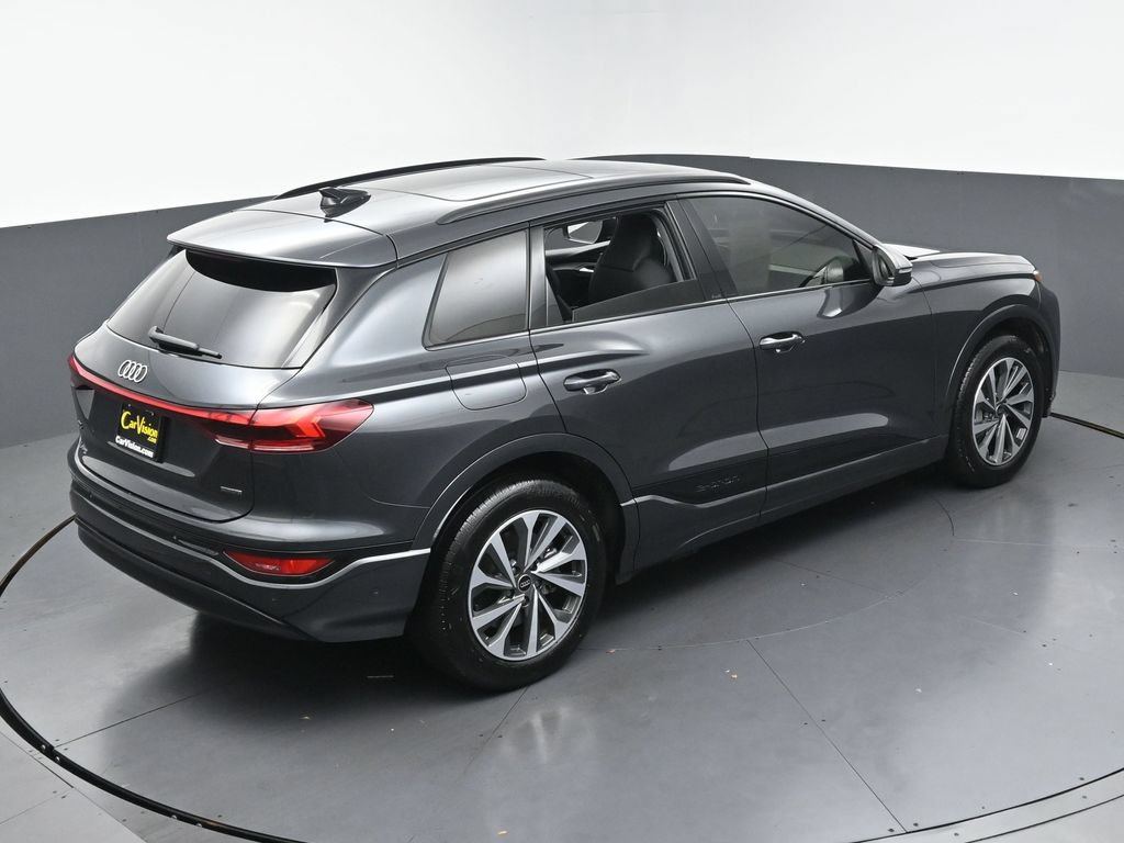 Used 2025 Audi Q6 e-tron Prestige w/ Black Warm Weather Package AWD/4WD image 38